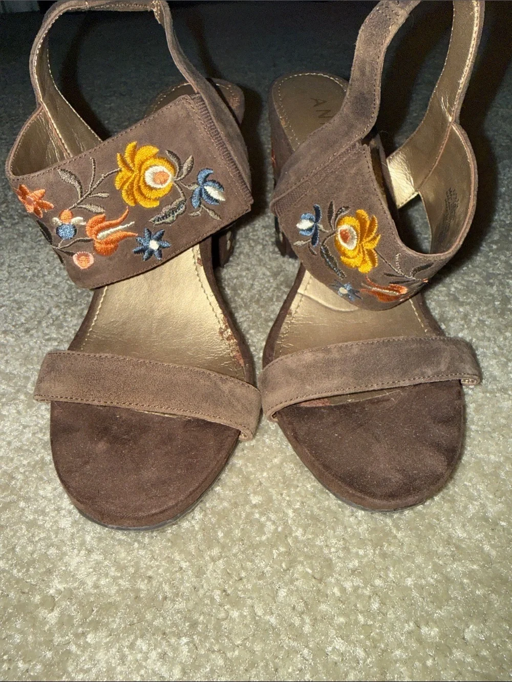 Anne Klein stylish brown
